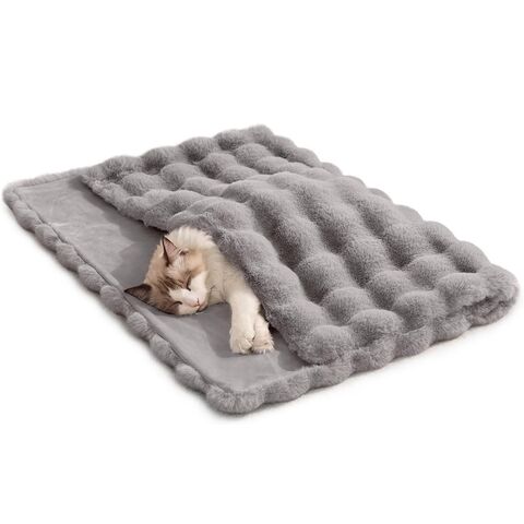 Couverture de chat en peluche de qualité, couverture pour chien lavable pour canapé, lit pour chien quatre saisons, fourniture pour animaux de compagnie pour chat et chien for sale at factory direct price