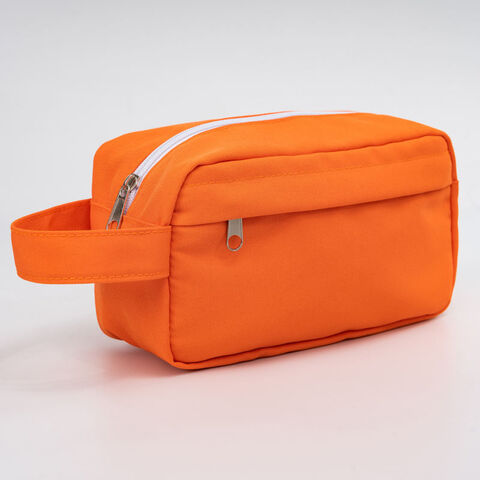 Tas Perlengkapan Mandi Pria Desainer Baru Berkualitas Tinggi Dopp Kit Logo Kustom Grosir Tas Kosmetik Travel Resleting Tas Perlengkapan Mandi Travel for sale at factory direct price
