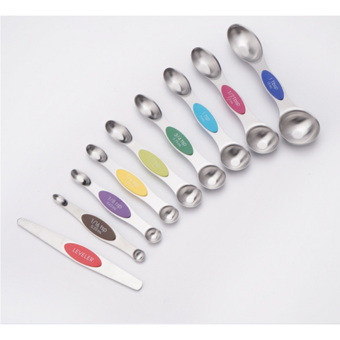 Juego de 8 cucharas medidoras magnéticas de acero inoxidable de doble cabeza para hornear, con nivelador for sale at factory direct price