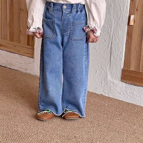 Jeans droits bleus décontractés de qualité supérieure et de style nouveau pour filles d'automne, extensibles et à jambes larges avec bord brut pour les tout-petits âgés de 1 à 8 ans for sale at factory direct price
