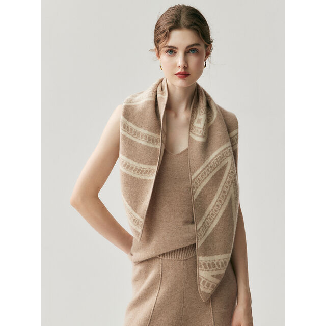 Écharpes d'Hiver pour Femmes en Gros - Design Triangle Haut de Gamme, Écharpe en Cachemire Tricotée pour Femmes, Vêtement de Luxe