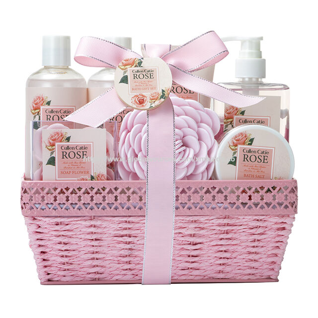 Set de jabón de baño de pétalos de rosa, OEM, planta personalizada, venta al por mayor, leche corporal de rosas, loción corporal, sal de baño, embalaje exquisito, tratamiento para la piel for sale at factory direct price