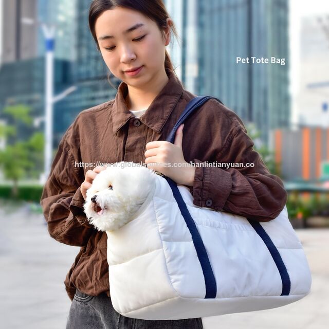 Großhandel Hochwertige, langlebige, schmutzabweisende Haustier-Rucksacktragen mit großem Fassungsvermögen für Outdoor-Aktivitäten mit Haustieren for sale at factory direct price