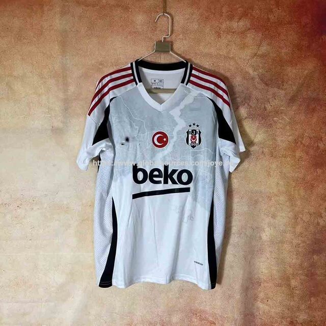 Ensembles de Maillots de Football Rétro de Haute Qualité Vintage 94-95, Vêtements de Football Classiques avec Impression de Nom, Hauts et Shorts pour Club de Produits Thaïlandais