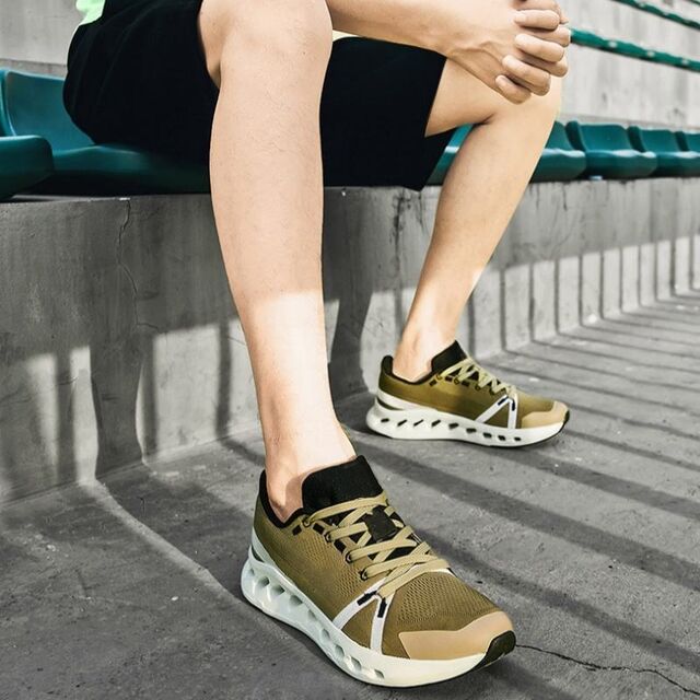 Zapatillas deportivas luminosas de moda para hombre y mujer, ideales para correr, fiestas y baile. Calzado brillante para niños, damas y caballeros. for sale at factory direct price