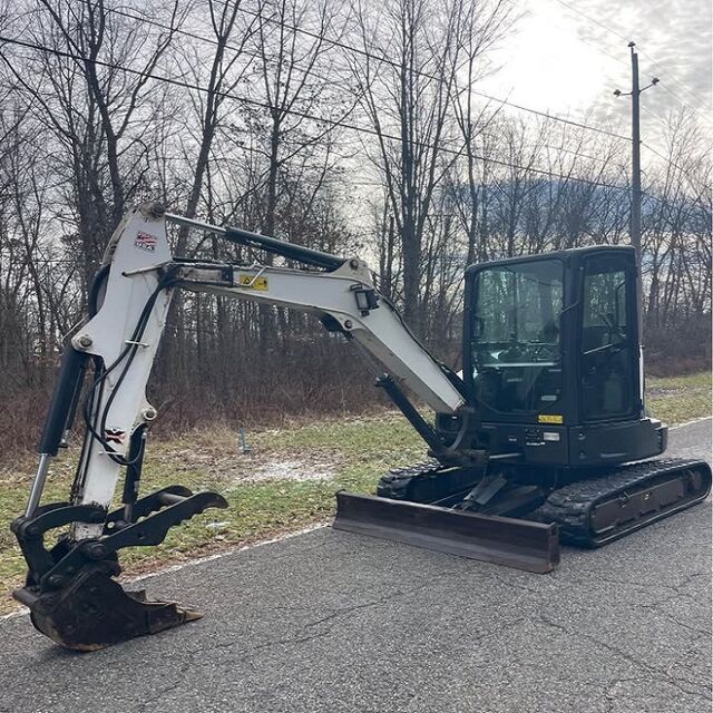 Stock Premium Quality Bobcats Mini Excavator Hydraulic Crawler Engine Pump Fast Delivery Low Working for sale at factory direct price