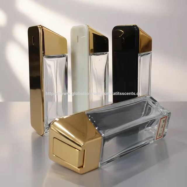 Venta al por mayor de frascos de perfume de vidrio de lujo para hombre de 100 ml, 50 ml y 30 ml con tapa dorada y atomizador de niebla fina for sale at factory direct price