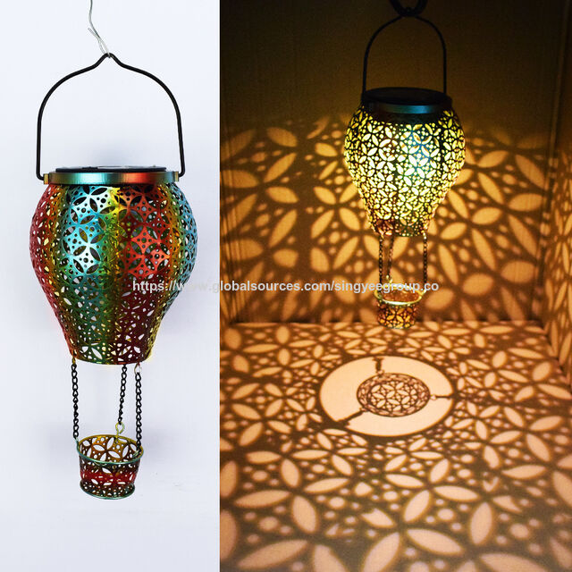 Lâmpadas de jardim movidas a energia solar, lanternas ocas de ferro forjado, lâmpadas de acampamento de balão de ar quente de luz e sombra for sale at factory direct price