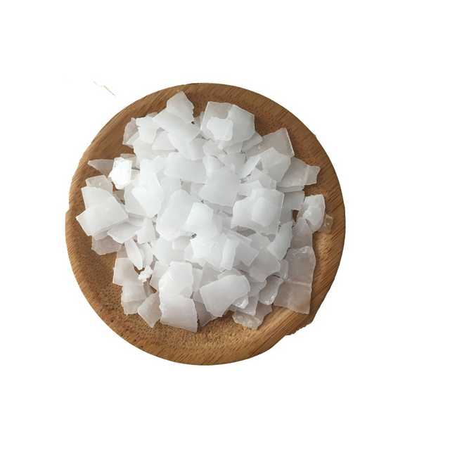 Approvisionnement d'usine de paillettes de soude caustique à 98% pour la production de savon NaOH paillettes de soude caustique à 98% for sale at factory direct price