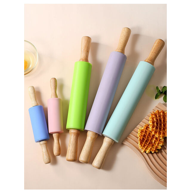 شوبك سيليكون بمقابض مريحة غير قابلة للانزلاق ومقاومة للحرارة لصنع المعجنات بالجملة for sale at factory direct price