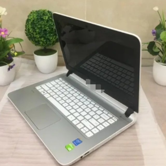 Certified Refurbished Laptop with 1-Year Warranty, High Performance Used Laptop for Professionals for sale at factory direct price