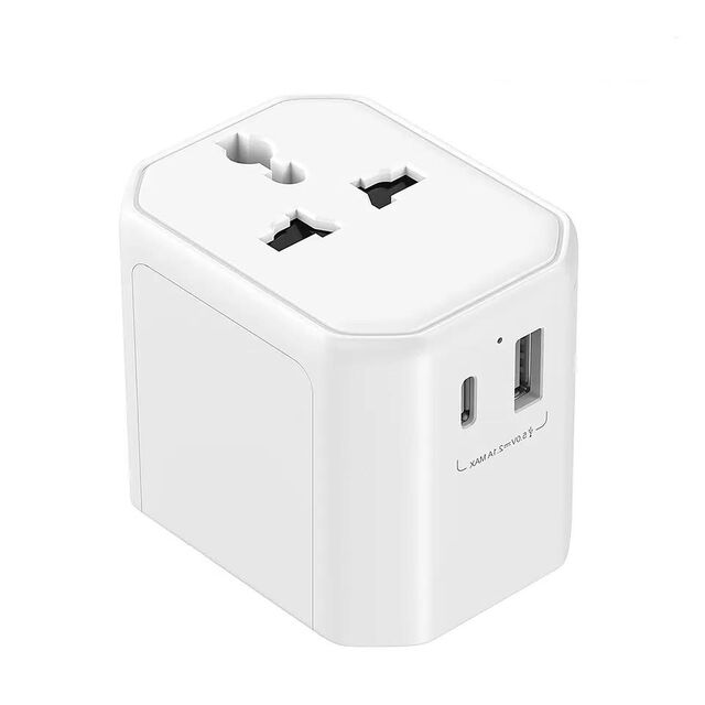 OEM Universal-Reiseadapter 10,5W Ladeleistung Internationaler Steckeradapter mit USB und Typ-C für weltweiten Reisegebrauch for sale at factory direct price