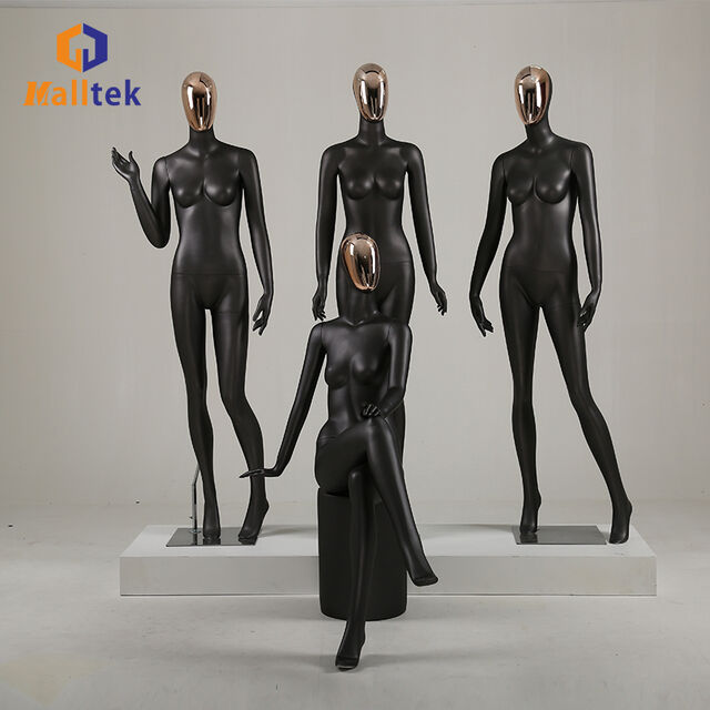 Heiß verkaufte, galvanisierte, schwarze weibliche Schaufensterpuppe, Fiberglas-Ganzkörper-Fensterausstellungsmodell, Massenlieferung for sale at factory direct price