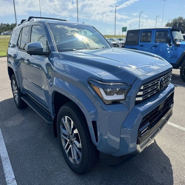 تويوتا 4Runner بجودة ممتازة: ترقية أداء مصممة للقوة والأناقة والموثوقية على المدى الطويل