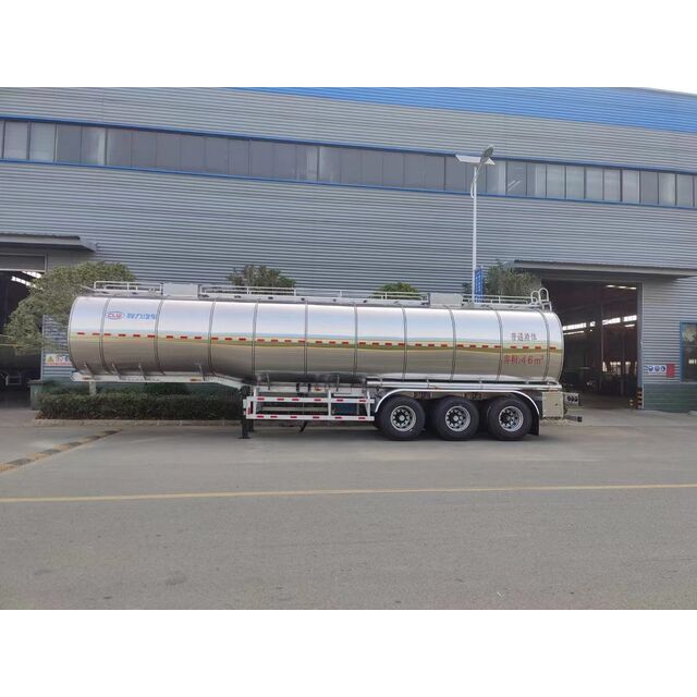 Semi-remorque citerne en acier inoxydable à triple essieux de 50000 litres pour huile comestible, semi-remorque citerne pour aliments liquides, robuste et fiable, à vendre for sale at factory direct price