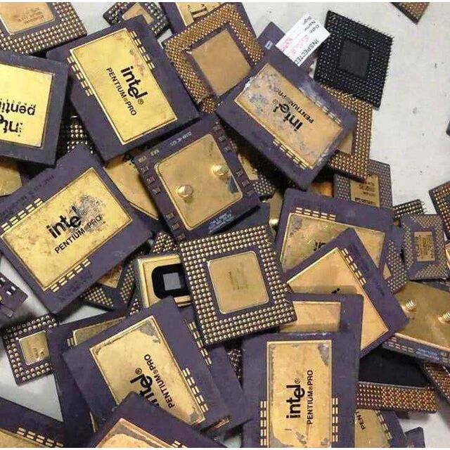 Harga Pabrik Langsung: Pin Emas CPU Keramik Bekas / Potongan Emas CPU Keramik for sale at factory direct price