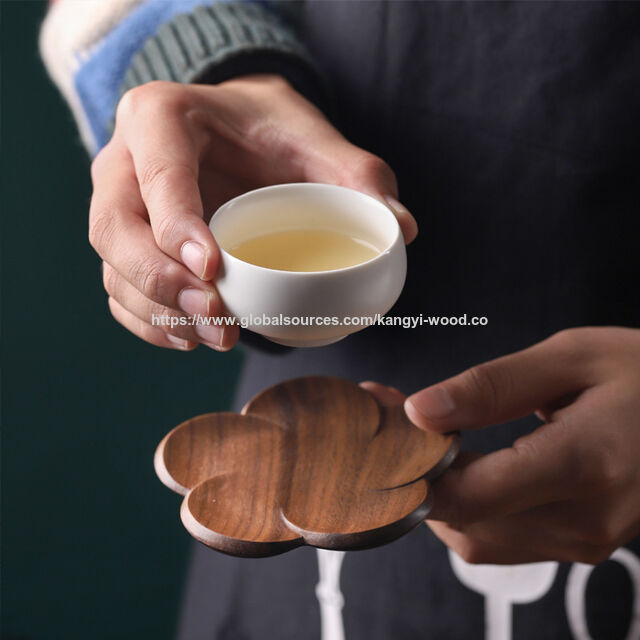 Holz-Tischset und Untersetzer-Set in verschiedenen Größen - Hitzebeständige Unterlagen, geeignet für Kaffee- und Teetrinken for sale at factory direct price