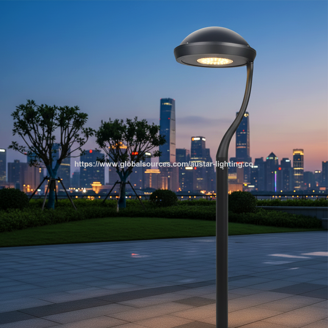 Lampadaire de Jardin LED Urbain Lira 70W avec Abat-jour en Aluminium et Support Latéral pour Parking for sale at factory direct price