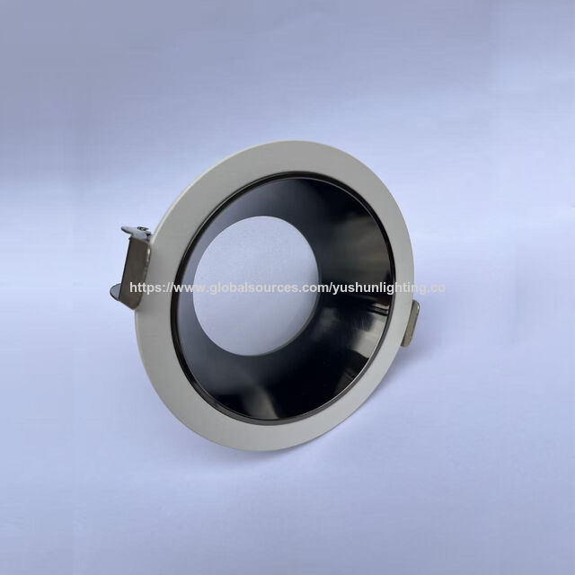 Marco/Carcasa de Foco LED GU10 Impermeable IP54 - Aluminio Fundido + Vidrio + Anillo de Silicona, Reflector Cromado
