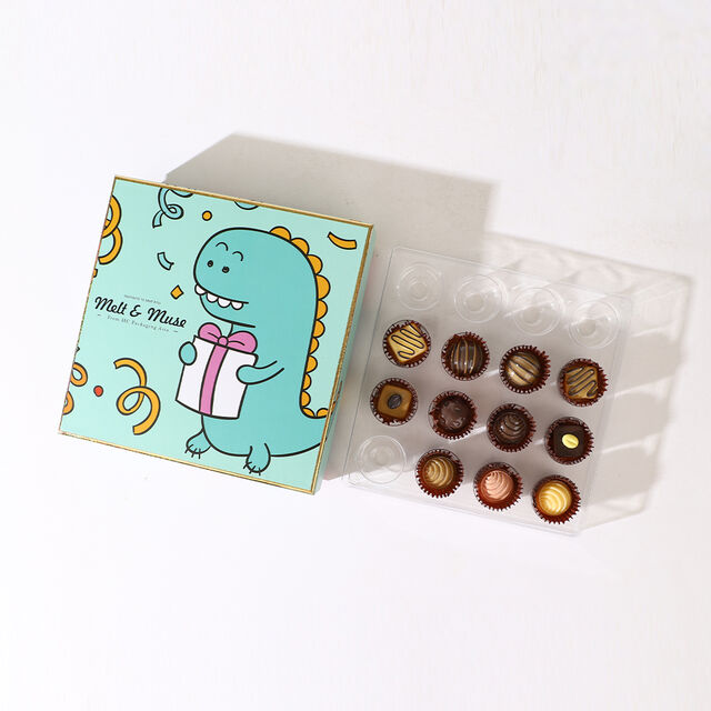 Schokoladen-Geschenkbox mit Deckel und transparenter Blistereinlage