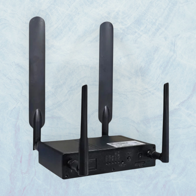 Routeur 4G LTE avec Double Port Ethernet, WiFi 802.11n et Montage sur Rail DIN pour la Surveillance à Distance IoT