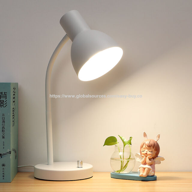 Lámpara de escritorio enchufable para estudiar, protección ocular, lámpara artesanal de madera para mesita de noche de dormitorio universitario, estilo europeo