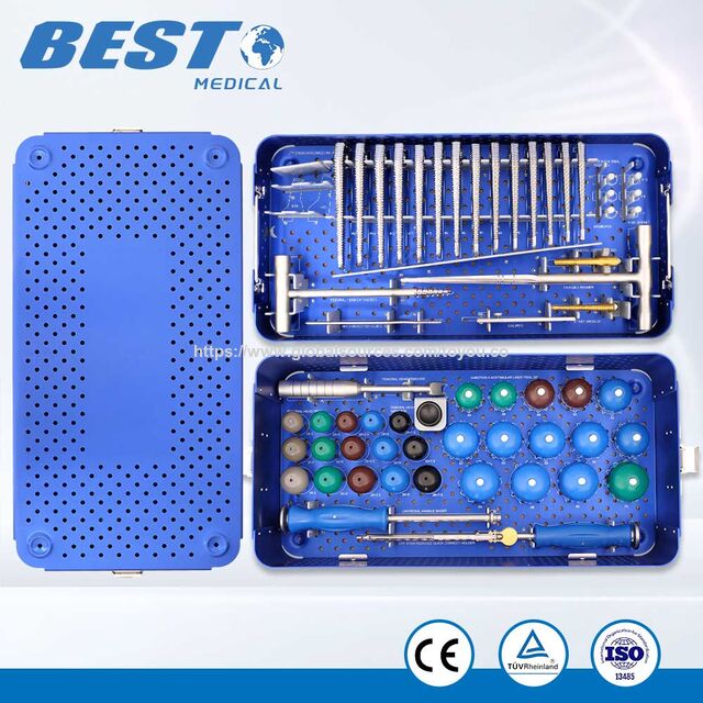 Système d'Instruments Chirurgicaux pour Arthrose Totale de la Hanche (ATH)