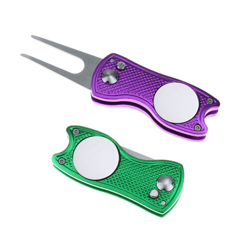 Mini Garfo Dobrável Verde com Marcador de Ferramenta de Golfe, Limpador de Campo, Arremessador de Golfe for sale at factory direct price