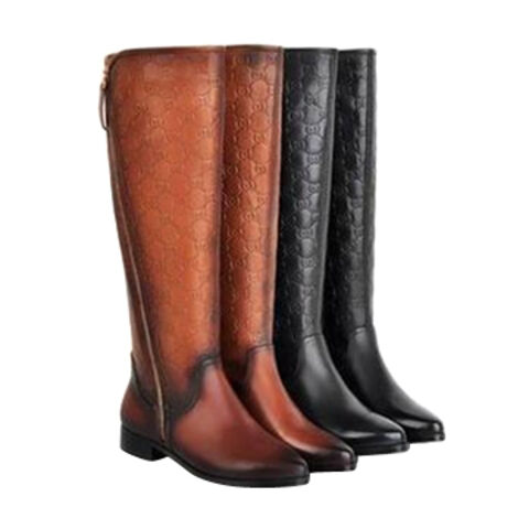 Modische Damen-Stiefel bis zur Wade