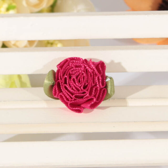 Ruban décoratif en satin fait main avec fleurs for sale at factory direct price