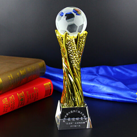 Trophée en métal plaqué de haute qualité