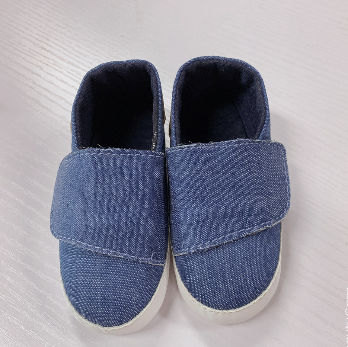 denim baby shoes