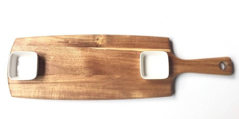 Stock Item Acacia Wood Bread Cutting And Serving Board With Ceramic Bowls Global Sources