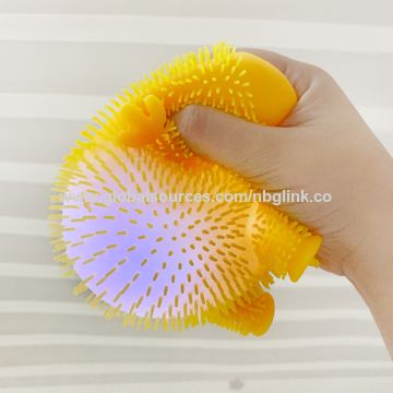 China 4 inch eye flashing TPR flexible bending monster squishy toy