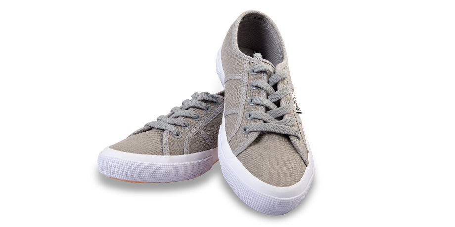 light canvas shoes