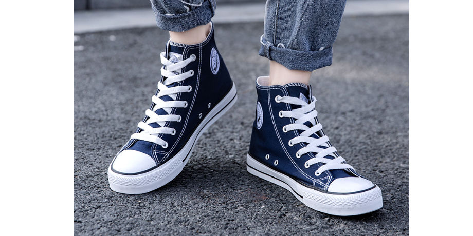 Boys hot sale canvas sneakers