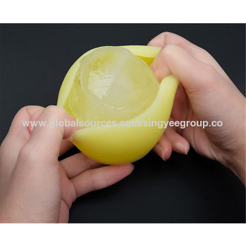 https://p.globalsources.com/IMAGES/PDT/B5055527237/Silicone-ice-tray-ice-mold-Silicone-robot-chocolat.jpg