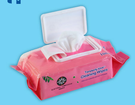 baby wipes to clean hands