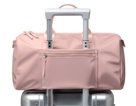 Pink leather travel outlet bag