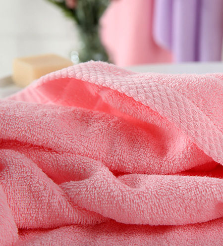 Buy Wholesale China 100% Cotton Small Face Towel, Hand Towel Soft Terry Hand  Towel 12 Colors Available,34x34cm 40g & 100% Cotton Small Face Towel, Hand  Towel Soft Terr at USD 0.65
