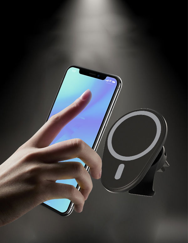 China Portable 15W fast car mounts charger for iPhone 12 Pro MagSafe wireless Charger