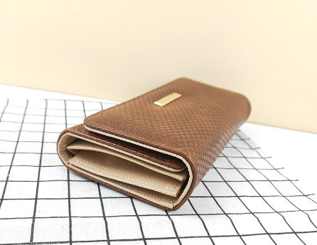 Buy Wholesale China New Design Ladies Wallet With Multi-card Slot 3 Fold  Wallet Sample Design With Long Shoulder & 3 Fold Wallet Sample Design With  Long Shoulder Bag at USD 3.58