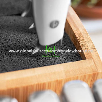 https://p.globalsources.com/IMAGES/PDT/B5095584191/bamboo-Knife-Block.jpg