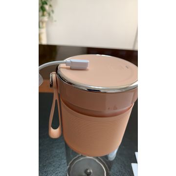 https://p.globalsources.com/IMAGES/PDT/B5097727472/portable-blender-USB-blender-portable-juicer.jpg