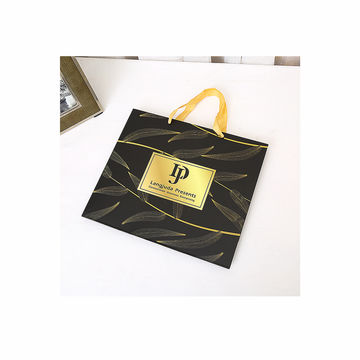 Custom Black Matt Paper Bag Designs Gold Foil Logo Gift Bag With