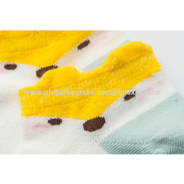 Calcetines para niños de primavera y verano de dibujos animados de zorro tridimensional de malla transpirable calcetines de tripulación