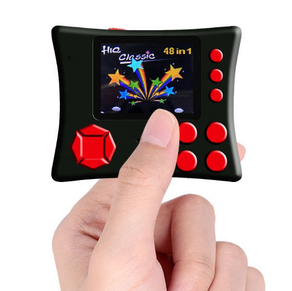 China Patent Design 1.77 Inch Portable Game Console Kids Toy, Consola ...