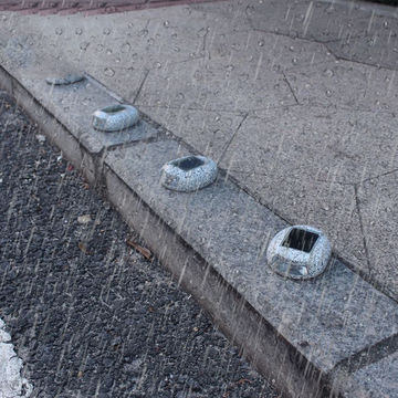 OEM al aire libre jardín solar lámpara impermeable imitación piedra patio césped lámpara