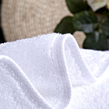 https://p.globalsources.com/IMAGES/PDT/B5115212885/100-cotton-5-star-hotel-bath-towel.jpg