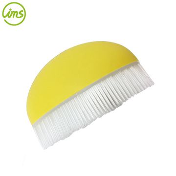 https://p.globalsources.com/IMAGES/PDT/B5117888658/Good-Grip-Vegetable-Corn-Brush-With-Soft-Bristles.jpg